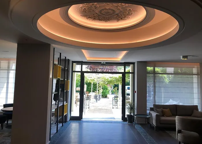 Nouvel Hôtel du Commerce
